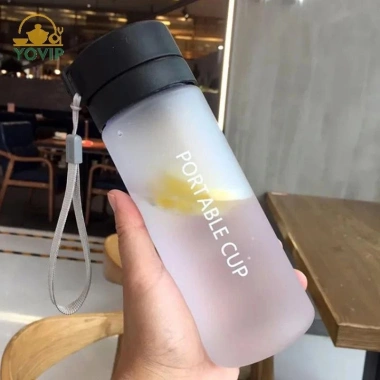 YOVIP 600ml Chai Thể Thao Trong Suốt - Infuser Trái Cây Chanh, Dung Tích Lớn Di Động, Nhựa VN Giá 70.290 VND