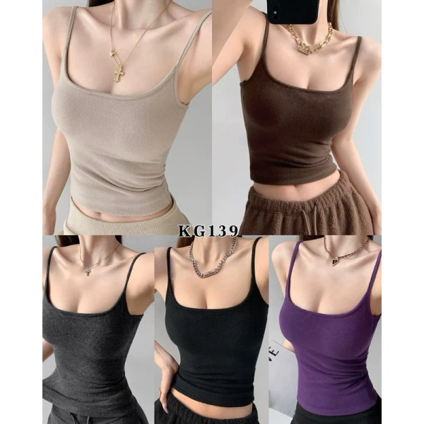 Áo hai dây ôm sát body tạo vẻ thon thả ngay lập tức, nhưng độ co giãn khi vận động thường bị bỏ qua. - Ảnh 1 Áo hai dây ôm sát body tạo vẻ thon thả ngay lập tức, nhưng độ co giãn khi vận động thường bị bỏ qua. - Ảnh 1