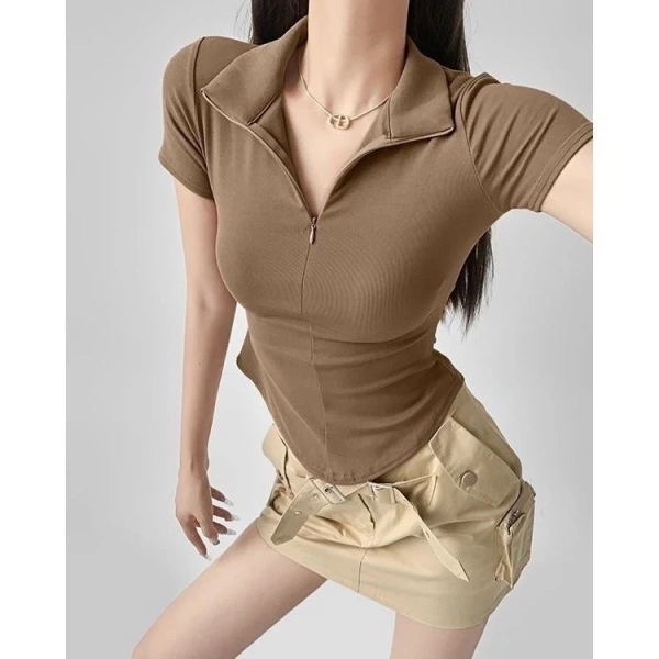 Trong những năm gần đây, thị trường áo ôm body ngắn đa dạng với nhiều phong cách. (Ảnh 4)