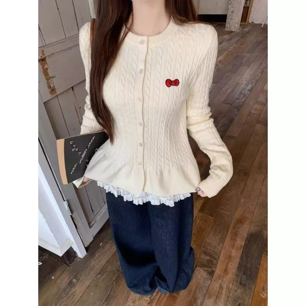 Áo ôm body nữ tôn dáng thu hút ánh nhìn ban đầu, nhưng vòng kéo và độ co giãn lại gây khó chịu suốt cả ngày - Ảnh 4 Áo ôm body nữ tôn dáng thu hút ánh nhìn ban đầu, nhưng vòng kéo và độ co giãn lại gây khó chịu suốt cả ngày - Ảnh 4