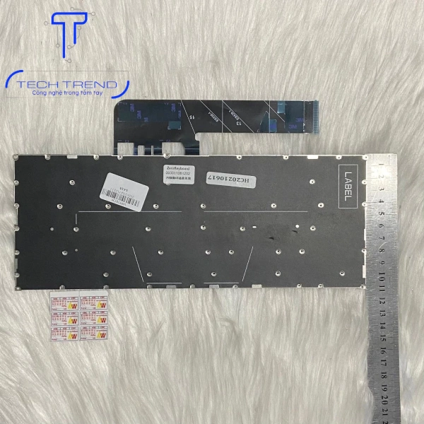 Laptop gập được thiết kế để mang lại sự đa dạng trong cách sử dụng – vừa là máy tính xách tay, vừa là tablet. (Ảnh 2)