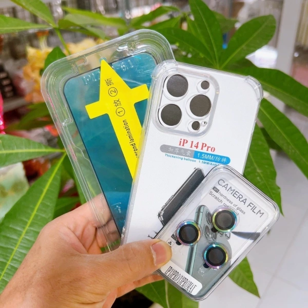 Không phải mọi vết trầy đều cần thay thế toàn bộ kính cường lực. (Ảnh 2) Không phải mọi vết trầy đều cần thay thế toàn bộ kính cường lực. (Ảnh 2)