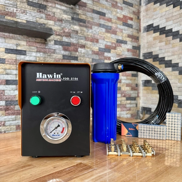 Bộ phun sương trong quán cafe: Khi hơi mát lạnh mang lại bất ngờ về chi phí điện năng. - Ảnh 1 Bộ phun sương trong quán cafe: Khi hơi mát lạnh mang lại bất ngờ về chi phí điện năng. - Ảnh 1