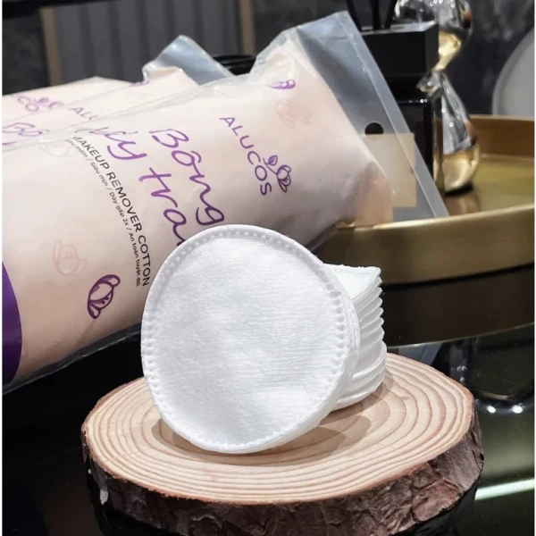 Độ mềm mịn của bông tẩy trang cao cấp chỉ thực sự được cảm nhận sau vài tuần sử dụng. - Ảnh 5