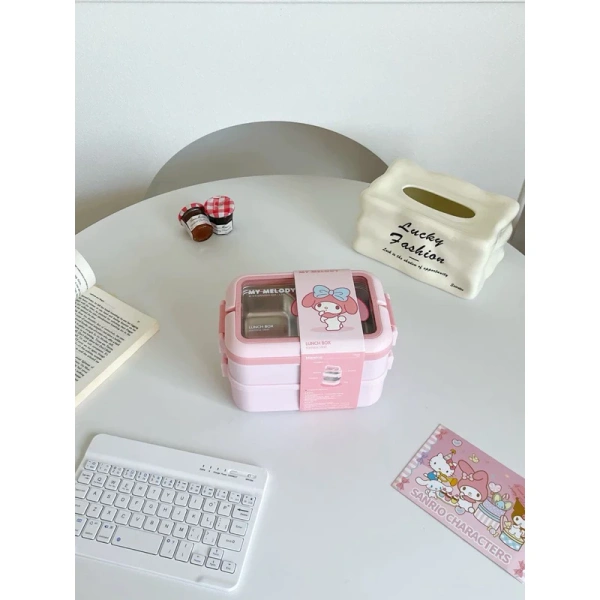 Những mẫu hộp bento cao cấp thường lót khay giữ nhiệt bằng nhôm hoặc thép không gỉ. (Ảnh 2) Những mẫu hộp bento cao cấp thường lót khay giữ nhiệt bằng nhôm hoặc thép không gỉ. (Ảnh 2)