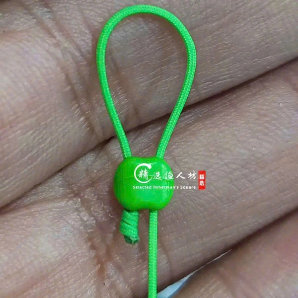 Việc đeo dây tóc không chỉ phụ thuộc vào chất liệu mà còn vào cách thực hiện. (Ảnh 3) Việc đeo dây tóc không chỉ phụ thuộc vào chất liệu mà còn vào cách thực hiện. (Ảnh 3)