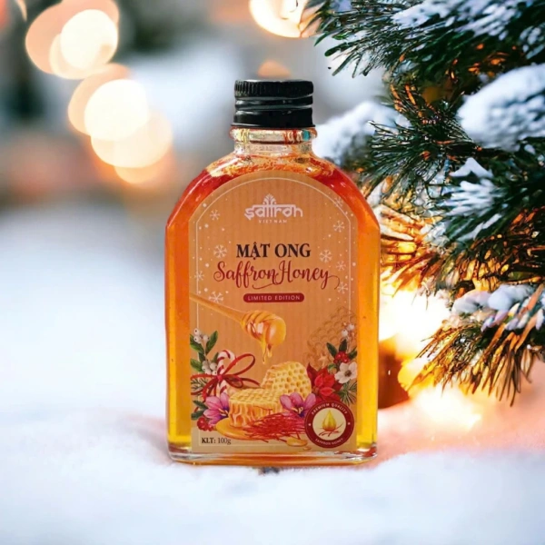 Thị trường hiện nay có nhiều nhà cung cấp set quà Tết dạng “hoa mai mật ong saffron”. (Ảnh 5) Thị trường hiện nay có nhiều nhà cung cấp set quà Tết dạng “hoa mai mật ong saffron”. (Ảnh 5)