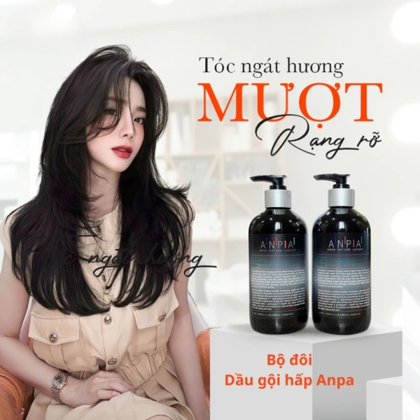 Một môi trường khô ráo hoặc lạnh thường khiến tóc nhanh chóng mất độ ẩm, trong khi môi trường ẩm ướt có thể gây rối và làm tóc bị xơ. (Ảnh 2) Một môi trường khô ráo hoặc lạnh thường khiến tóc nhanh chóng mất độ ẩm, trong khi môi trường ẩm ướt có thể gây rối và làm tóc bị xơ. (Ảnh 2)