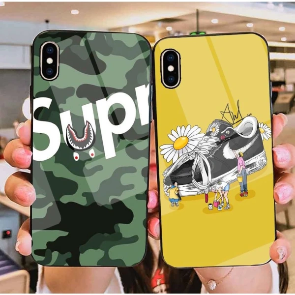 Dưới đây là một số biện pháp đơn giản nhưng rất hữu ích, giúp bạn tránh được phiền toái khi sạc iPhone với ốp lưng siêu mỏng. (Ảnh 2)