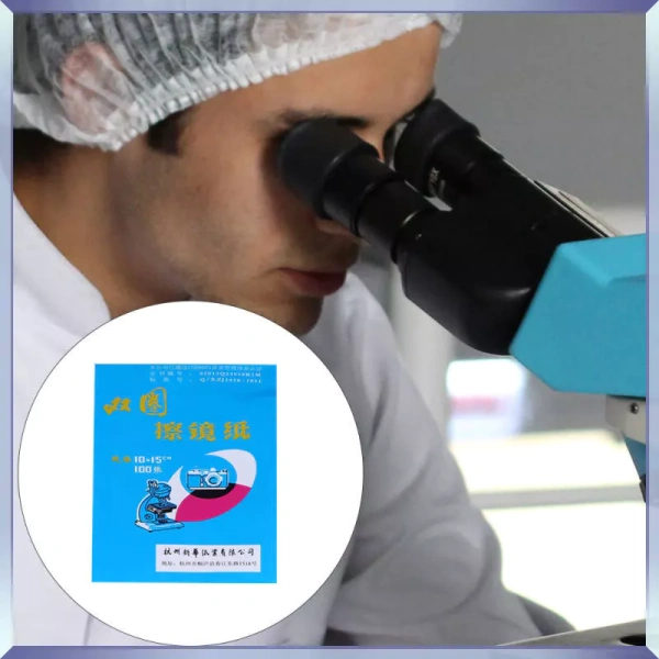 Giấy lau kính siêu mềm được thiết kế với sợi cellulose tinh khiết, bông mịn và độ dày vừa phải, mang lại cảm giác “nhẹ như lông” khi tiếp xúc với bề mặt. (Ảnh 3) Giấy lau kính siêu mềm được thiết kế với sợi cellulose tinh khiết, bông mịn và độ dày vừa phải, mang lại cảm giác “nhẹ như lông” khi tiếp xúc với bề mặt. (Ảnh 3)