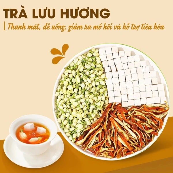 Trên thị trường, các mô tả sản phẩm thường nhấn mạnh vào “hương nhài tinh tế, ngát trong từng hơi thở”. (Ảnh 2) Trên thị trường, các mô tả sản phẩm thường nhấn mạnh vào “hương nhài tinh tế, ngát trong từng hơi thở”. (Ảnh 2)