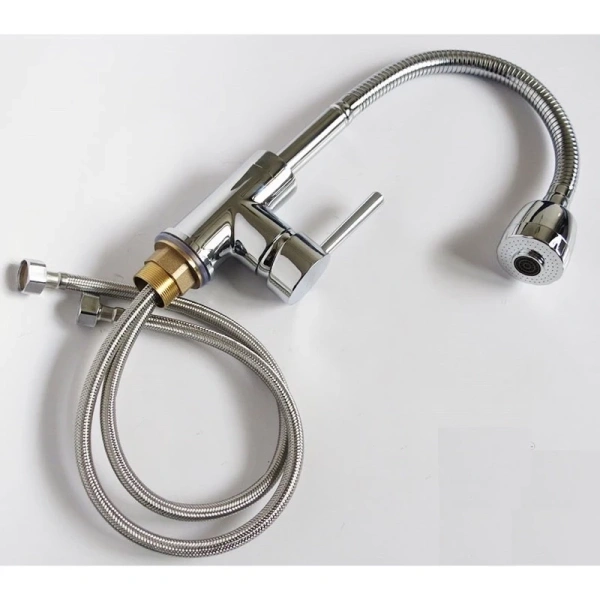 Không ngờ việc lắp đôi dây cấp nước nóng lạnh cho vòi rửa chén và lavabo lại dễ gây rò rỉ trong thời gian ngắn