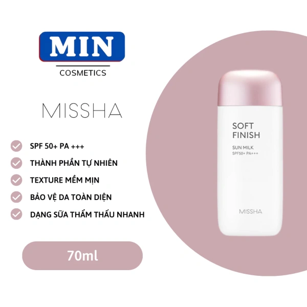 Lớp kem chống nắng soft finish SPF50 không để lại vệt trắng, nhưng khiến nền trang điểm tan nhanh trong ngày