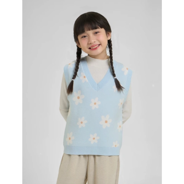 Áo gilet len không tay cho bé gái ấm áp nhưng lại khiến con khó di chuyển trong các hoạt động ngoài trời - Ảnh 4