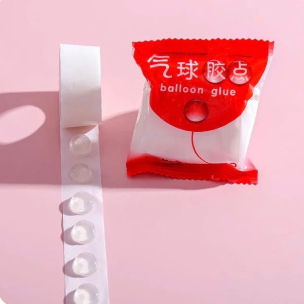 Những bước này không những giúp bóng giữ vị trí lâu mà còn giảm thiểu việc làm hỏng bức tường. (Ảnh 3)