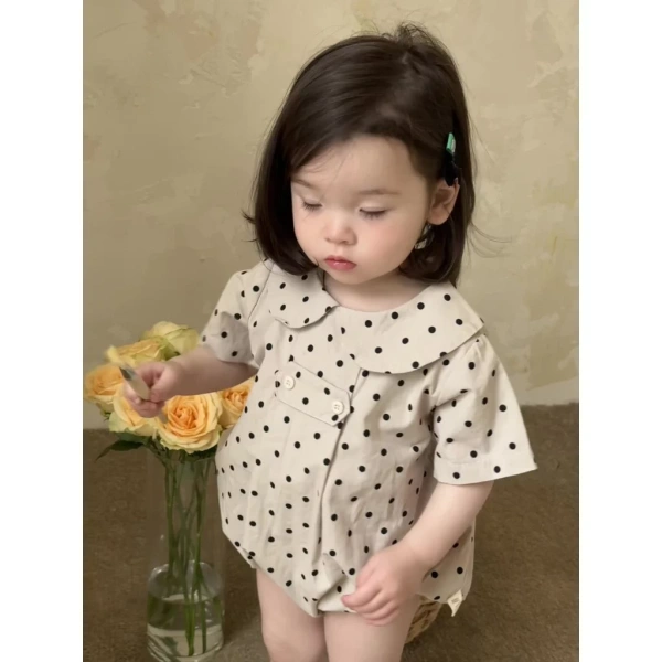 Ngày nay, nhiều thương hiệu đã bổ sung các tính năng phụ trợ vào bodysuit để đáp ứng nhu cầu thực tế. (Ảnh 3) Ngày nay, nhiều thương hiệu đã bổ sung các tính năng phụ trợ vào bodysuit để đáp ứng nhu cầu thực tế. (Ảnh 3)