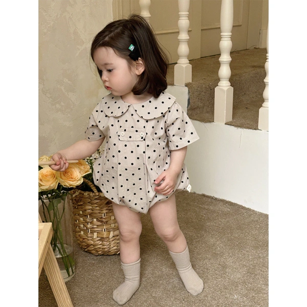 Trong số những lựa chọn trên, Bodysuit form rộng dễ thương cho bé gái mùa hè F5 là một mẫu được thiết kế tối ưu cho bé vừa vận động mạnh vừa cảm nhận được sự mát mẻ trong những ngày nắng nóng. (Ảnh 5) Trong số những lựa chọn trên, Bodysuit form rộng dễ thương cho bé gái mùa hè F5 là một mẫu được thiết kế tối ưu cho bé vừa vận động mạnh vừa cảm nhận được sự mát mẻ trong những ngày nắng nóng. (Ảnh 5)