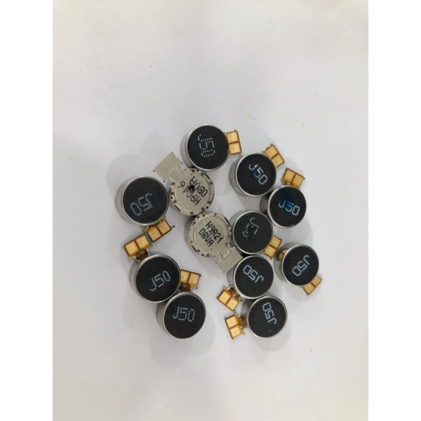 Trong các lựa chọn trên, cục rung Samsung S10/S10+ nổi trội vì nó tận dụng cơ chế rung nội bộ của điện thoại, không cần phụ kiện phụ trợ, không tiêu tốn năng lượng thêm và duy trì độ gọn nhẹ tối đa. (Ảnh 2) Trong các lựa chọn trên, cục rung Samsung S10/S10+ nổi trội vì nó tận dụng cơ chế rung nội bộ của điện thoại, không cần phụ kiện phụ trợ, không tiêu tốn năng lượng thêm và duy trì độ gọn nhẹ tối đa. (Ảnh 2)
