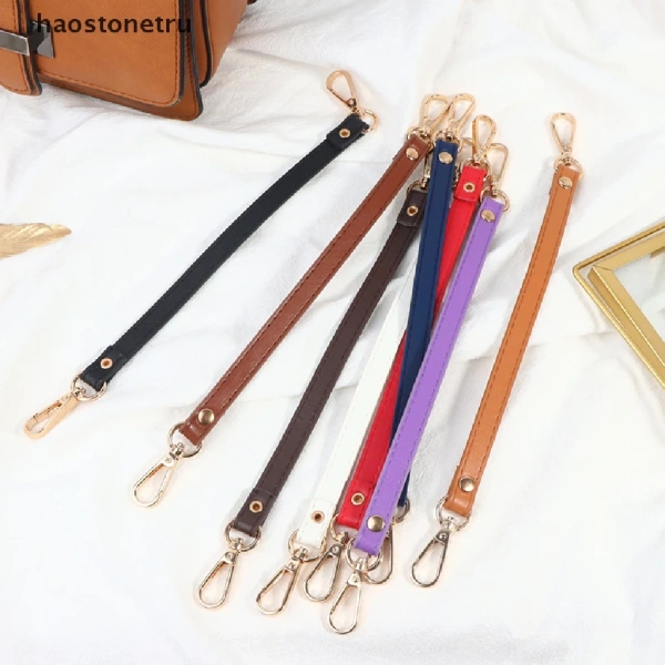Độ dài dây đeo không chỉ là một con số đo lường đơn giản; nó ảnh hưởng trực tiếp đến cách chúng ta sử dụng túi trong những tình huống khác nhau – từ đi làm, dạo phố, cho tới đi du lịch. (Ảnh 2) Độ dài dây đeo không chỉ là một con số đo lường đơn giản; nó ảnh hưởng trực tiếp đến cách chúng ta sử dụng túi trong những tình huống khác nhau – từ đi làm, dạo phố, cho tới đi du lịch. (Ảnh 2)
