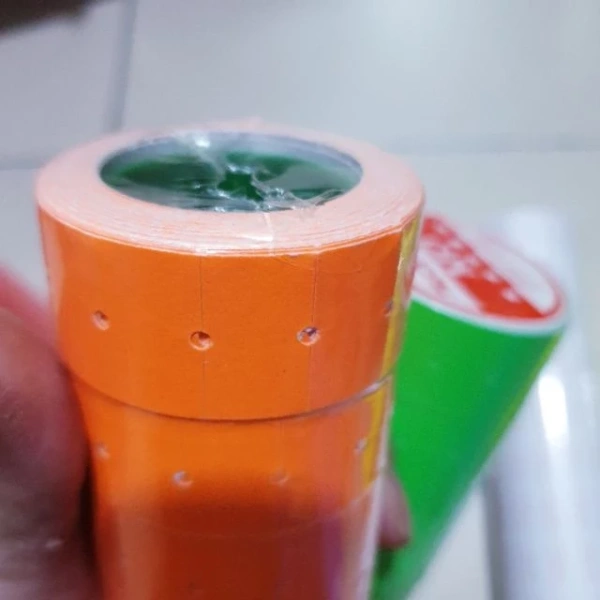 Q1: Giấy dán dạ quang có thể sử dụng được bao lâu? (Ảnh 5)