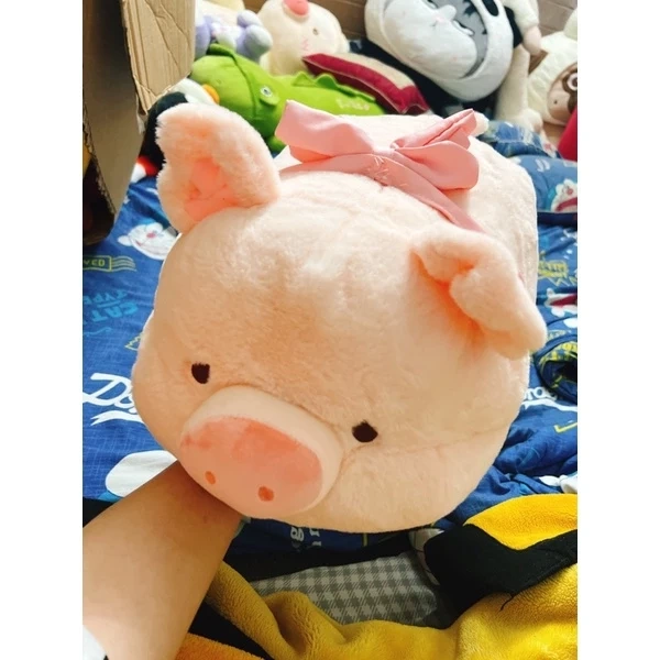 Heo nằm size to cute mặc yếm lung linh trên Instagram, nhưng khi để ở nhà lại bật mí những bất tiện ít người để ý. - Ảnh 2 Heo nằm size to cute mặc yếm lung linh trên Instagram, nhưng khi để ở nhà lại bật mí những bất tiện ít người để ý. - Ảnh 2