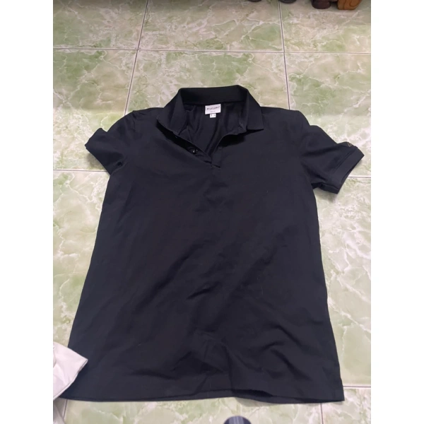 Khi áo polo và áo phông nữ size L vừa vặn như kỳ vọng, cảm giác tự tin bất ngờ lại đến từ chi tiết nhỏ - Ảnh 1