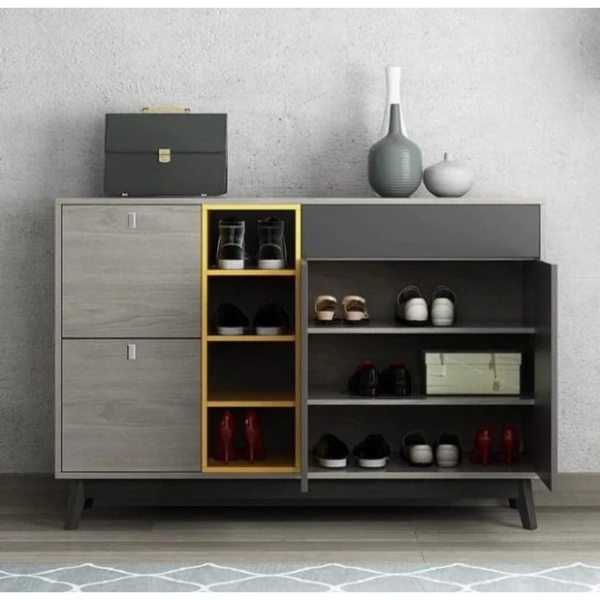 Khi tủ giày đa năng hứa hẹn giải phóng không gian, thực tế lại bật lên những bất ngờ trong việc sắp xếp và sử dụng. - Ảnh 1 Khi tủ giày đa năng hứa hẹn giải phóng không gian, thực tế lại bật lên những bất ngờ trong việc sắp xếp và sử dụng. - Ảnh 1