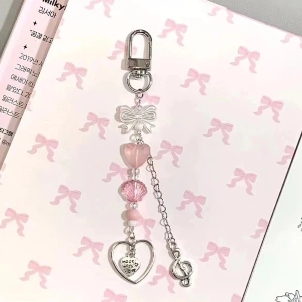 Móc khóa trang trí dễ thương trên ba lô: chi tiết bé nhỏ gây kẹt dây kéo sau vài tuần sử dụng - Ảnh 5