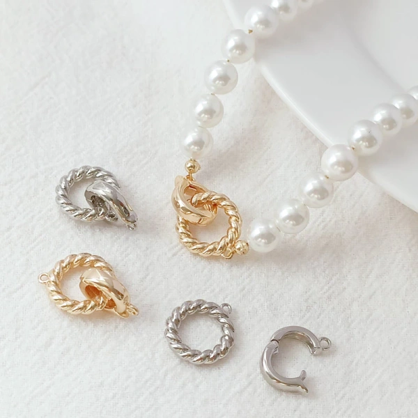 Một lần khóa vòng xoắn tự làm trượt, có đáng để tiếp tục công việc thủ công này không - Ảnh 1 Một lần khóa vòng xoắn tự làm trượt, có đáng để tiếp tục công việc thủ công này không - Ảnh 1
