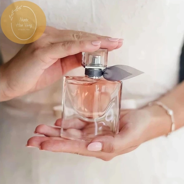 Độ lưu hương không chỉ phụ thuộc vào nốt cuối, mà còn ở cách nhà sản xuất thiết kế công thức. (Ảnh 3)