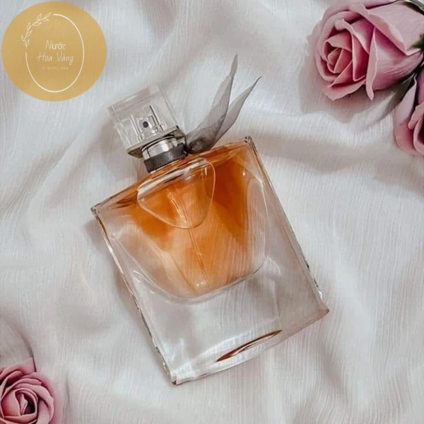 Trong số các mẫu nước hoa ngọt ngào trên thị trường, Nước Hoa Nữ La Vie Est Belle đang nhận được nhiều sự chú ý nhờ sự cân bằng giữa hương ngọt ngào và độ lưu hương đáng tin cậy. (Ảnh 5)