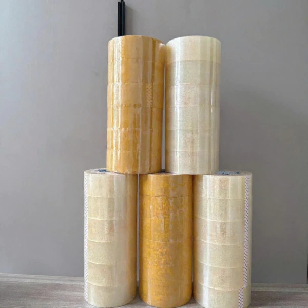 Nếu bạn cho rằng băng keo dài 200 yard luôn giữ chặt, việc cắt nhỏ trong lúc dọn phòng sẽ khiến bạn suy nghĩ lại - Ảnh 3