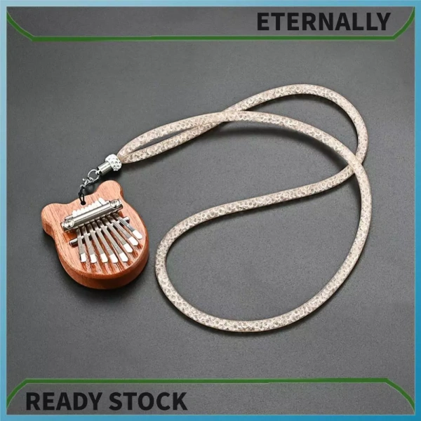 Kalimba Mini 8 phím có kích thước khoảng 70 × 52,5 × 16,5 mm, thực tế là một công cụ thực sự “mini”. (Ảnh 3) Kalimba Mini 8 phím có kích thước khoảng 70 × 52,5 × 16,5 mm, thực tế là một công cụ thực sự “mini”. (Ảnh 3)