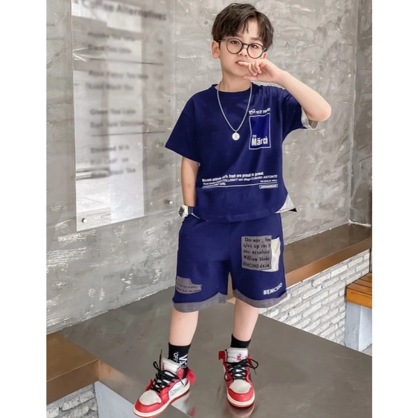 Để tránh mua phải size sai, các bậc phụ huynh nên thực hiện một quy trình đo cơ bản tại nhà. (Ảnh 2) Để tránh mua phải size sai, các bậc phụ huynh nên thực hiện một quy trình đo cơ bản tại nhà. (Ảnh 2)