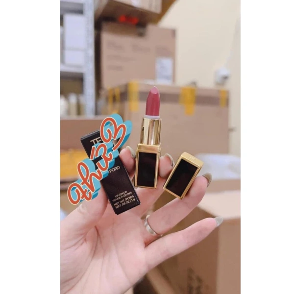 Với mức giá giảm từ 390.870₫ xuống còn 303.000₫, Son Thỏi Tom Ford 03 Casablanca Mini 1gr là một lựa chọn đáng cân nhắc. (Ảnh 4) Với mức giá giảm từ 390.870₫ xuống còn 303.000₫, Son Thỏi Tom Ford 03 Casablanca Mini 1gr là một lựa chọn đáng cân nhắc. (Ảnh 4)