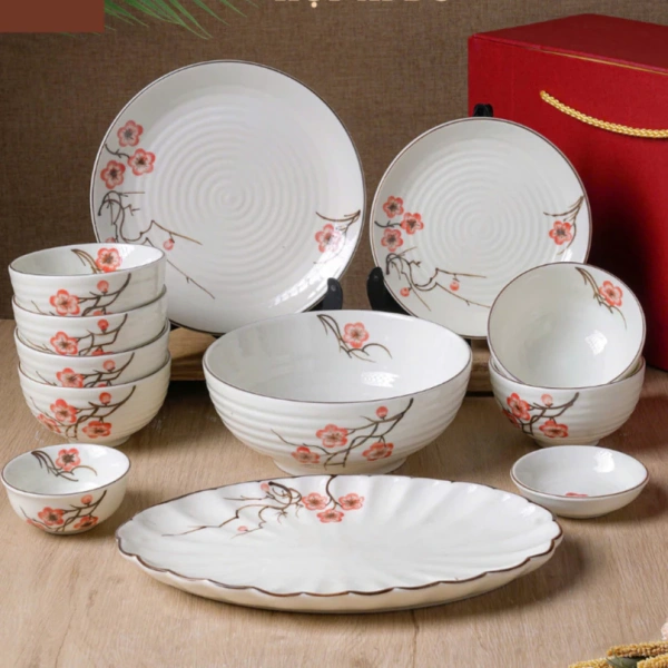 Không phải mọi gia đình đều cần một bộ bát gốm sang trọng. (Ảnh 5) Không phải mọi gia đình đều cần một bộ bát gốm sang trọng. (Ảnh 5)