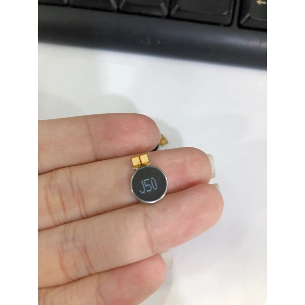 Cảm nhận bất ngờ khi cục rung gắn vào điện thoại Samsung khiến âm báo không còn làm phiền người dùng.