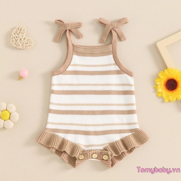 Đôi khi độ bền lại là yếu tố quyết định khi chọn bộ áo liền quần không tay dễ thương cho bé gái mùa hè