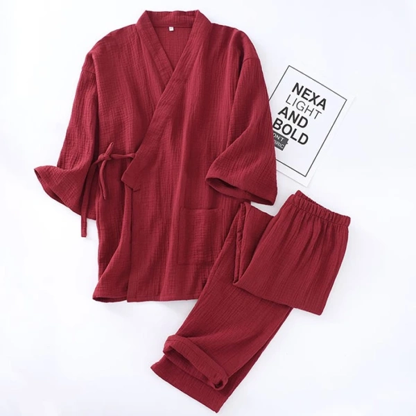 Khi độ thoáng mát của áo choàng tắm cotton vượt trội, vẻ đẹp kiểu Nhật chỉ là phần phụ
