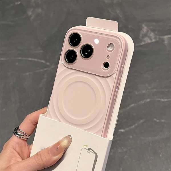 Vỏ silicone bảo vệ camera iPhone có thực sự giữ nguyên cảm giác cầm tự nhiên không - Ảnh 1