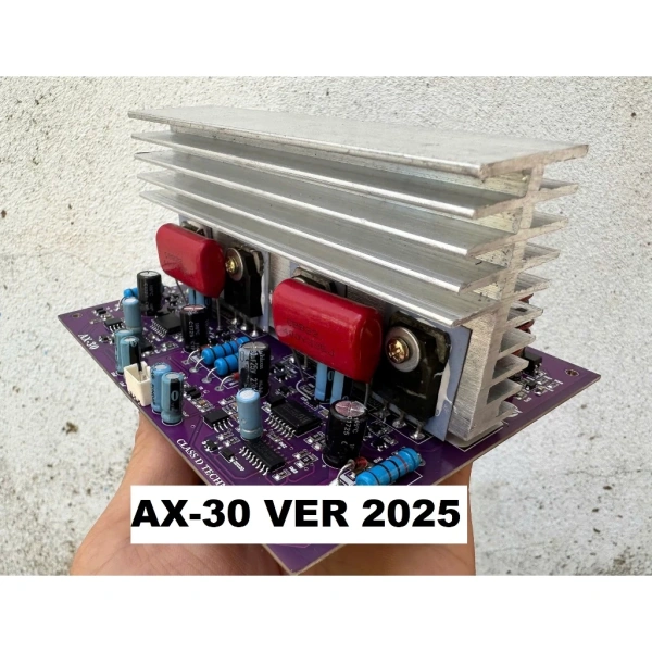 Mạch AX‑30 V3 sử dụng khung nhôm dày, kích thước chỉ 12.7 × 10.3 cm, giúp việc trao đổi nhiệt nhanh chóng và hiệu quả. (Ảnh 2)