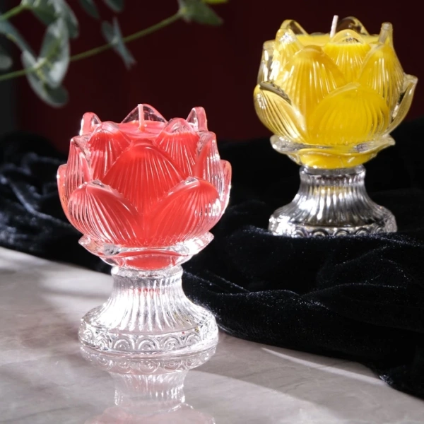 Trong thị trường hiện nay, Nến Bơ là một trong những thương hiệu đáng chú ý với “đèn cầy bơ đế thủy tinh 2 màu không có hóa chất độc hại”. (Ảnh 4)