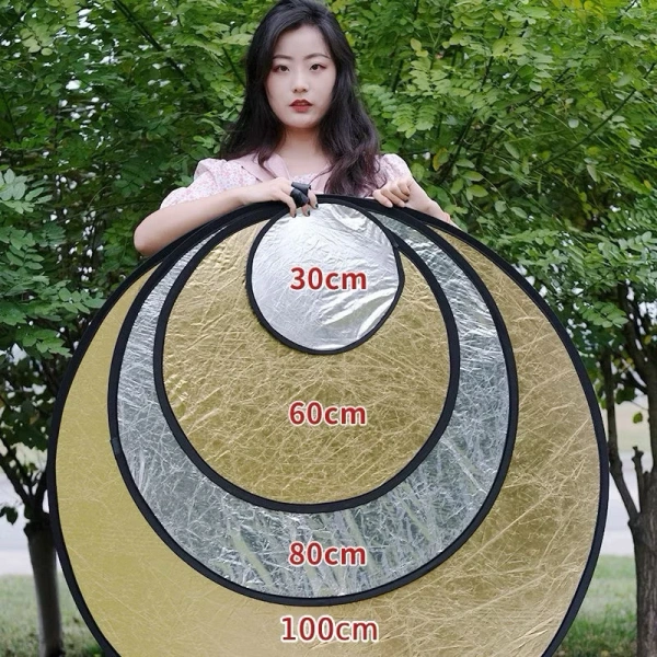 Ánh sáng phản quang, còn được gọi là “phản chiếu”, là loại ánh sáng được phản hồi lại từ bề mặt vật thể sau khi nhận được một nguồn sáng mạnh (thường là đèn LED hoặc đèn flash). (Ảnh 2)