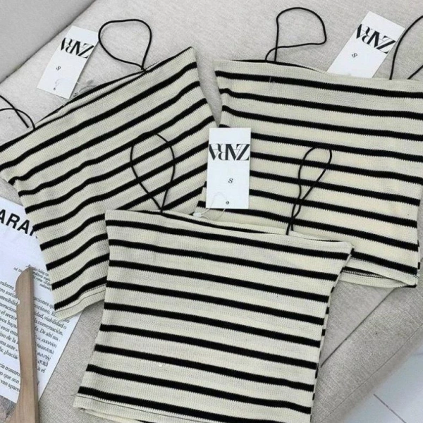 Áo 2 dây sợi bún đa màu khiến việc phối trang phục bỗng trở nên phức tạp hơn - Ảnh 5