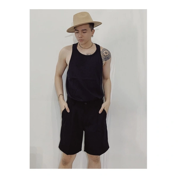 Áo ba lỗ cotton mát hứa hẹn thoải mái, nhưng viền may không được xử lý khiến da khó chịu sau vài giờ sử dụng - Ảnh 1 Áo ba lỗ cotton mát hứa hẹn thoải mái, nhưng viền may không được xử lý khiến da khó chịu sau vài giờ sử dụng - Ảnh 1