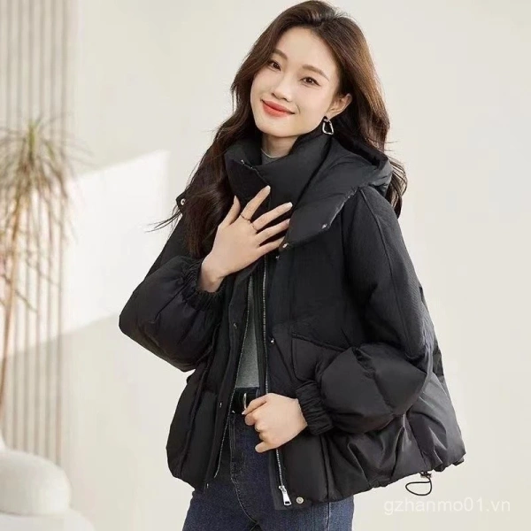 Quần dài – đặc biệt là quần jeans hoặc legging có độ cắt thẳng – tạo một đường thẳng liên tục từ vai tới mắt. (Ảnh 3)