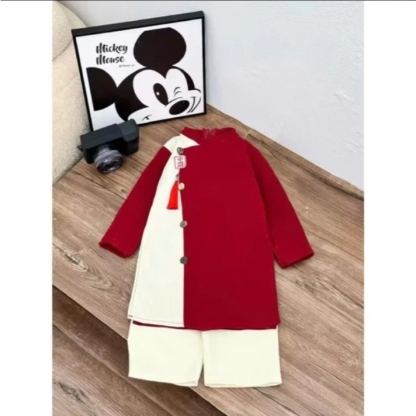 Đối với bé từ 9‑30kg, yếu tố độ co giãn quyết định việc áo có “được” sử dụng trong bao lâu. (Ảnh 2) Đối với bé từ 9‑30kg, yếu tố độ co giãn quyết định việc áo có “được” sử dụng trong bao lâu. (Ảnh 2)