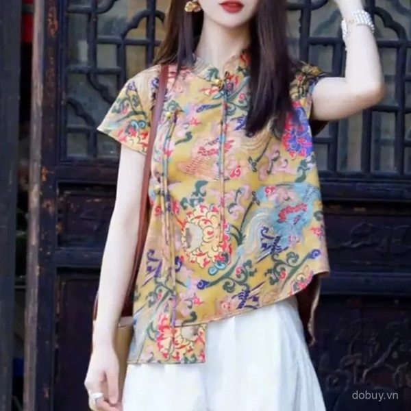 Áo dài phong cách Trung Hoa tay ngắn màu trơn khiến người mua bất ngờ khi cần phối phụ kiện phù hợp - Ảnh 4 Áo dài phong cách Trung Hoa tay ngắn màu trơn khiến người mua bất ngờ khi cần phối phụ kiện phù hợp - Ảnh 4