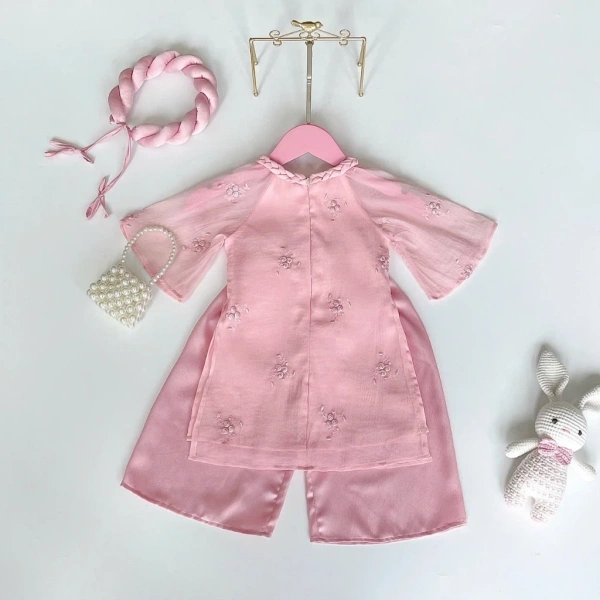Biết được nguyên nhân, cha mẹ có thể áp dụng các biện pháp sau để giảm thiểu vấn đề. (Ảnh 2) Biết được nguyên nhân, cha mẹ có thể áp dụng các biện pháp sau để giảm thiểu vấn đề. (Ảnh 2)