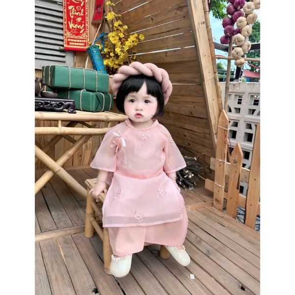 Q1: Áo dài voan có cần thắt dây thắt lưng không? (Ảnh 5) Q1: Áo dài voan có cần thắt dây thắt lưng không? (Ảnh 5)